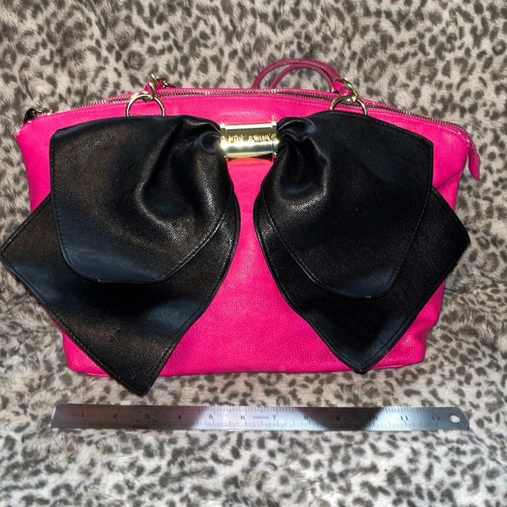 Super Unique Betsey Johnson Giant Bow Handbag